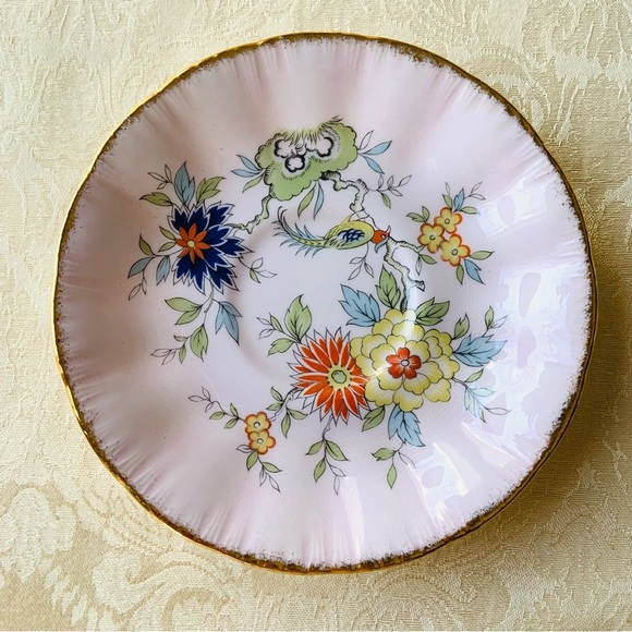 Paragon Oriental Series china cup and saucer - Picture 7 of 9